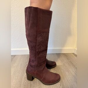 Dromedaris Geneva High Riding Embossed Boots Size 38